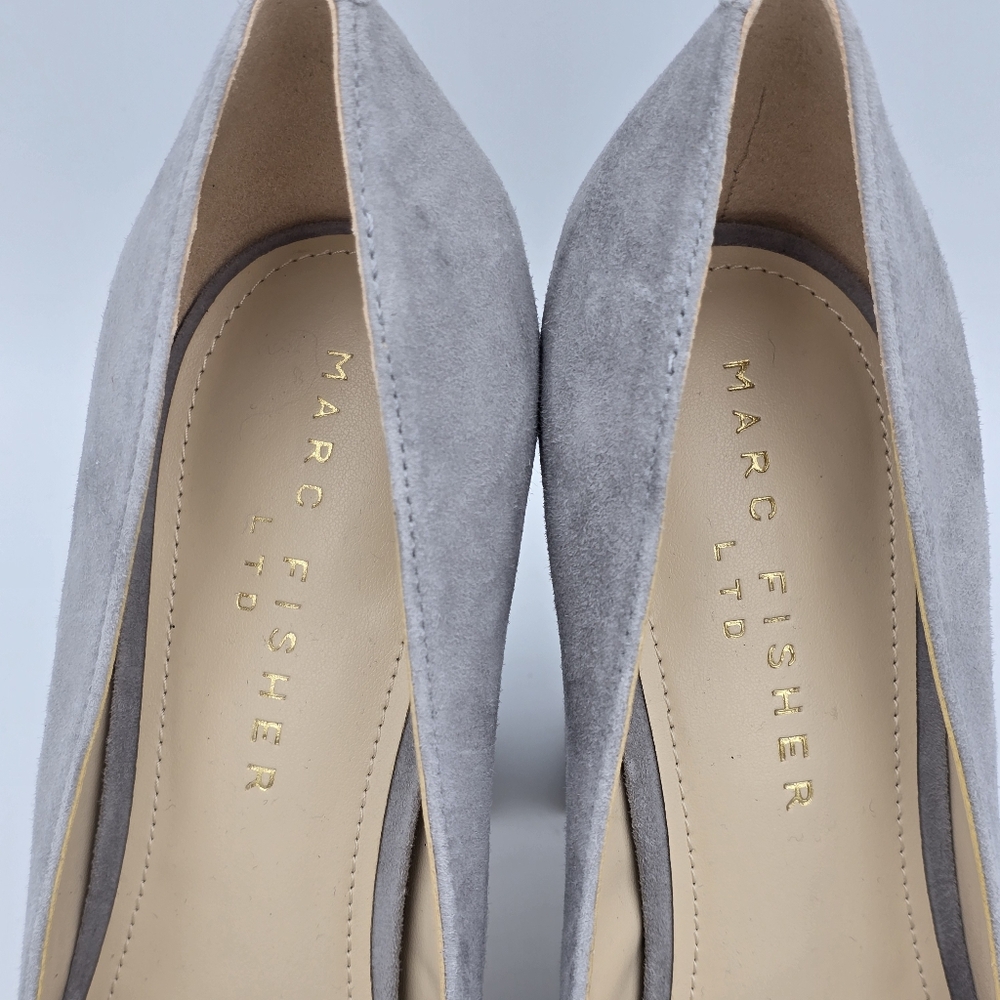 NWOT Marc Fisher LTD Abilene Block Heel Pointy Toe Pumps, Light Grey Suede, 11M - Picture 5 of 14